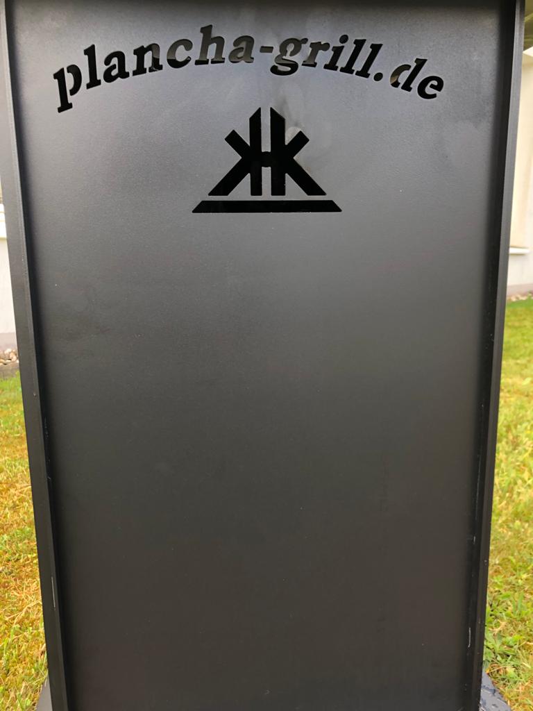 Personalisiere Deinen Grill mit Schriftzug – Bild 2